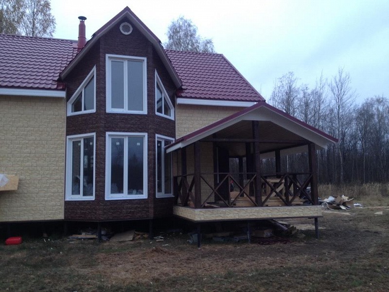Монтаж металлочерепицы и облицовка фасадными панелями (Апраксин)